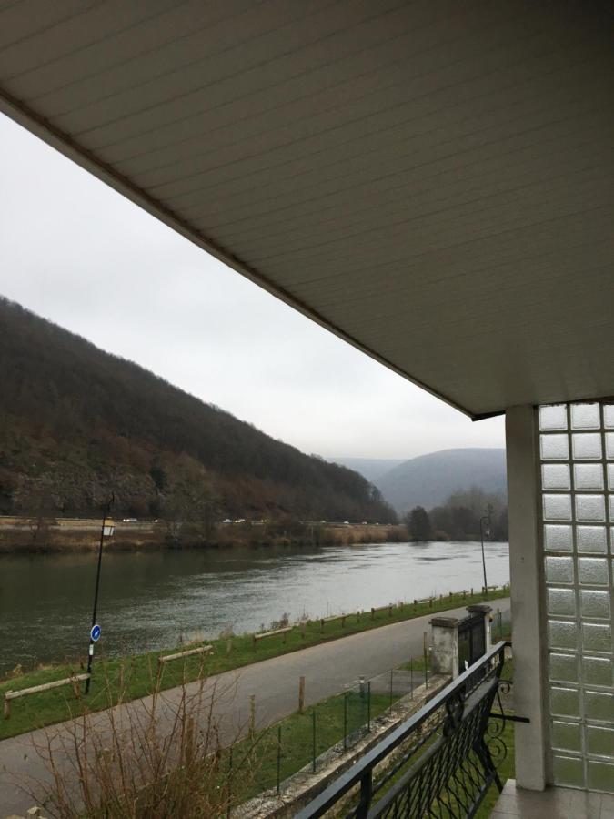 La Rose Sur Meuse Villa Haybes Exterior photo